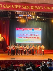 Ngày hội việc làm Trường Cao Đẳng Sơn La năm 2025